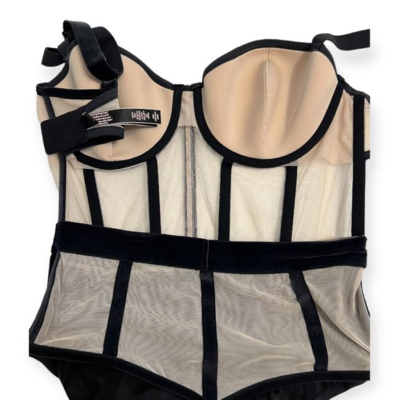 Victoria's Secret Women's Bodysuit Black Velvet Beige Sheer Size 36D Very Sexy - Picture 4 of 6